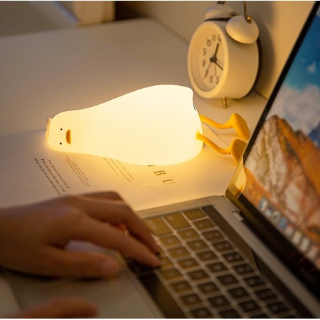 Силиконовый детский ночник-светильник УСТАВШАЯ УТОЧКА Lie in Peace Duck Sleep Lamp QY-002 оптом-3