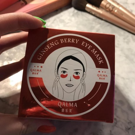 Гидрогелевые патчи с женьшенем QALMA Ginseng Berry Eye Mask 60 шт   оптом-3