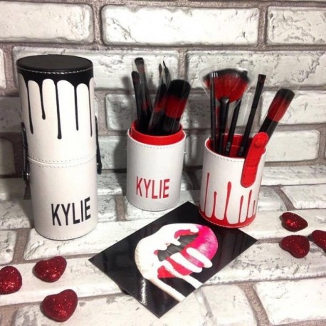 Набор кистей для макияжа Kylie 12 шт + футляр  оптом-7