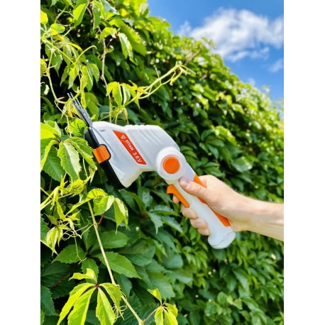 Ножницы-кусторез TITAN Садовод 3,6 V садовые, аккумуляторные, 2 насадки  оптом-11