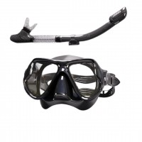 Маска для плавания и снорклинга с панорамным обзором и силиконовой трубкой